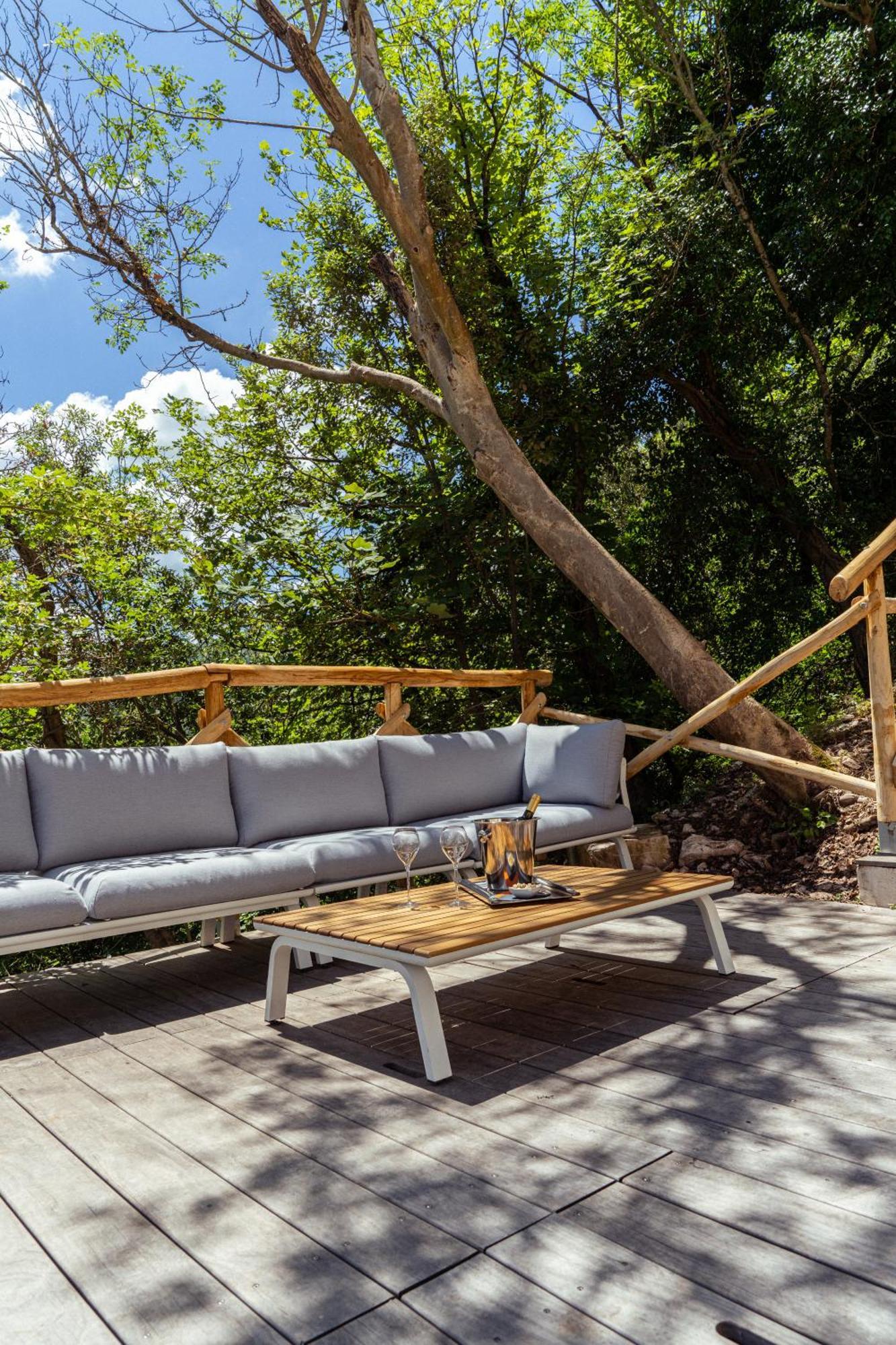La Forestale Luxury Ecolodge Piano Terra- Appt 阿夸拉尼亚 外观 照片
